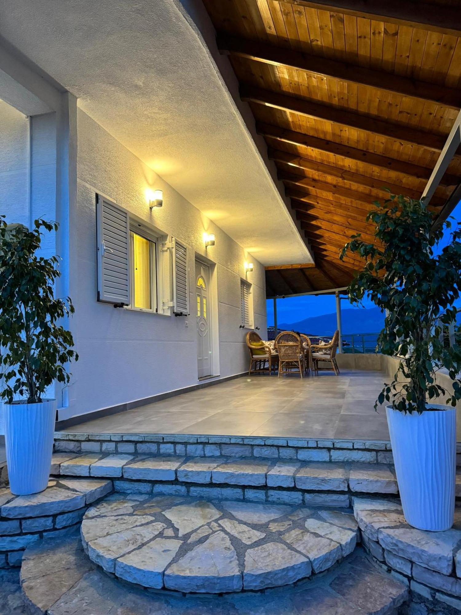 Panoramic Views Of Saranda Apartman Kültér fotó